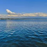 Appartement Auszeit Lakeside Mit Privatstrand Friedrichshafen