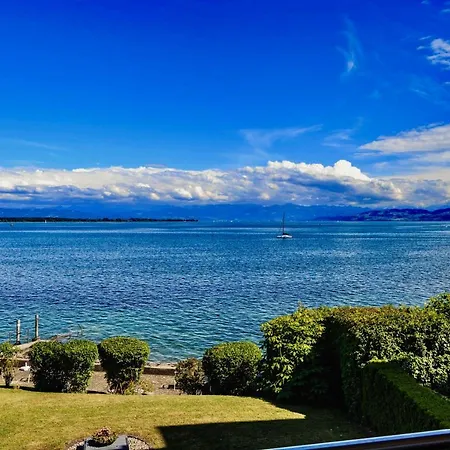 شقة Auszeit Lakeside Mit Privatstrand فريدريشسهافن